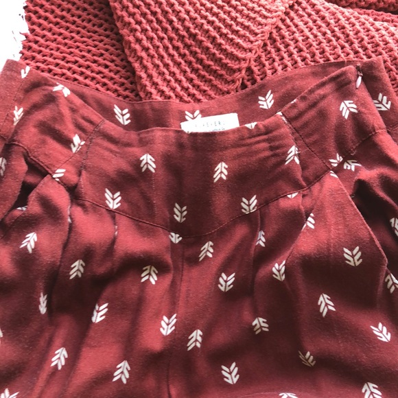 pants - Picture 2 of 3